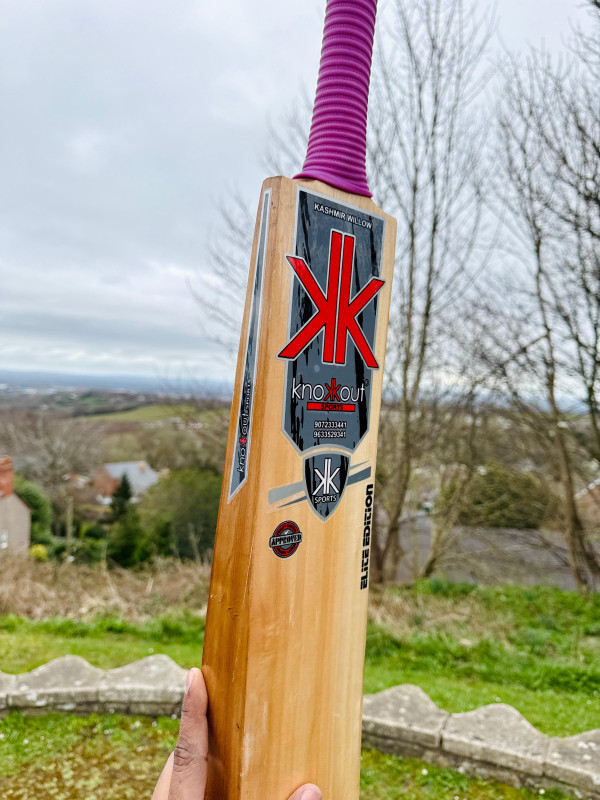 Knokkout Elite Edition Tennis ball Bat